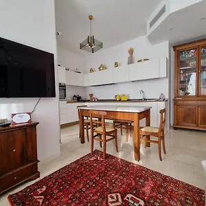 Apartment Ampio Ed Incantevole Monolocale A Citylife, Mailand